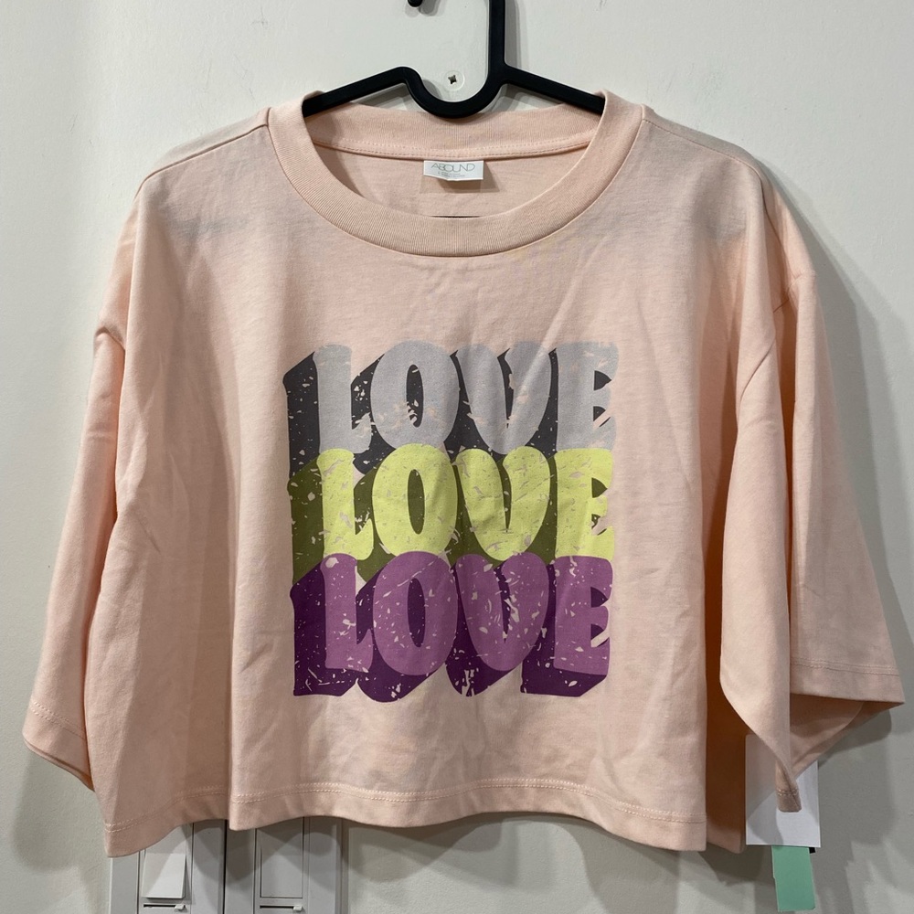Abound Oversize Pink Crop Top size Large